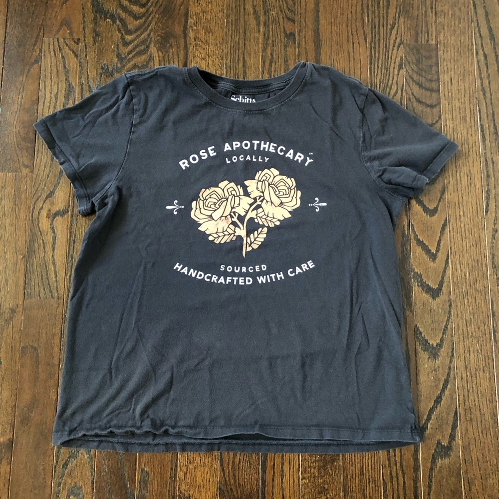 Schitt’s Creek Women’s M Dark Gray “Rose Apothecary” Store Logo Graphic T-Shirt - Picture 1 of 9